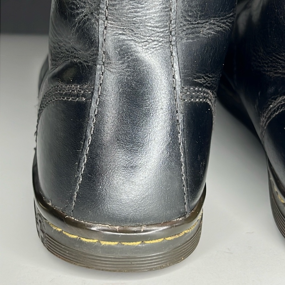 Dr Martens tobias 8 eye boots in black Women’s US Size 8 - Picture 9 of 16
